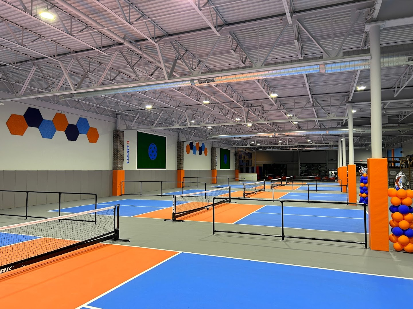 Thi công sân typti 7 lớp sơn LAYKOLD US OPEN 2026